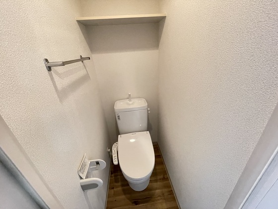 トイレ　※別部屋の写真です