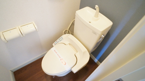 トイレ　シャワー付きトイレ