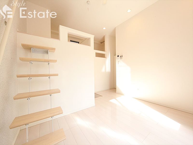 居室・リビング　内装