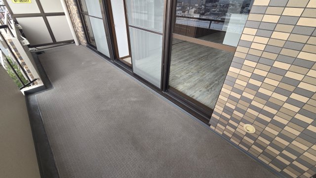 レジェンダリー小松の内装写真