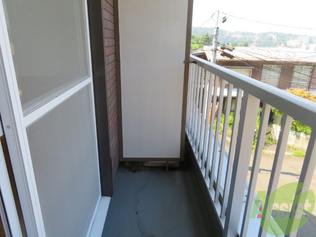 バルコニー　バルコニーが付いていると外干しもラクラクですよね。