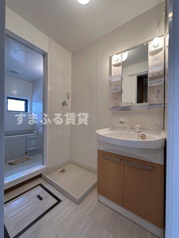 洗面設備　同仕様