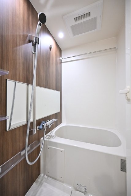 バス・シャワールーム　日々の疲れを癒すお風呂付です