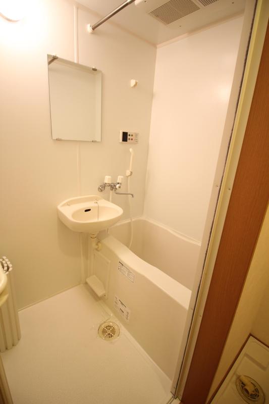 バス・シャワールーム　1　バス