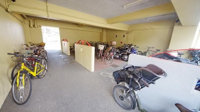 その他共有部分　自転車置き場