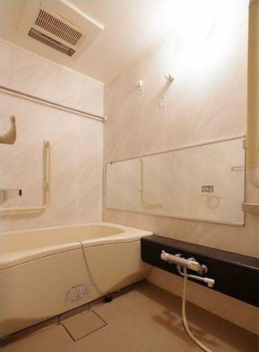 バス・シャワールーム　別部屋参考写真