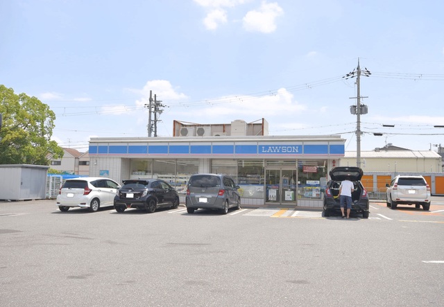 コンビニ　ローソン寝屋川太間東町店（コンビニ）まで118m