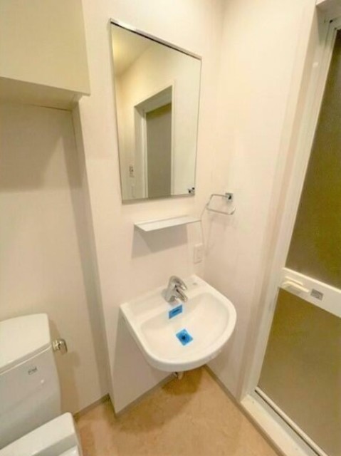 洗面設備　同仕様写真