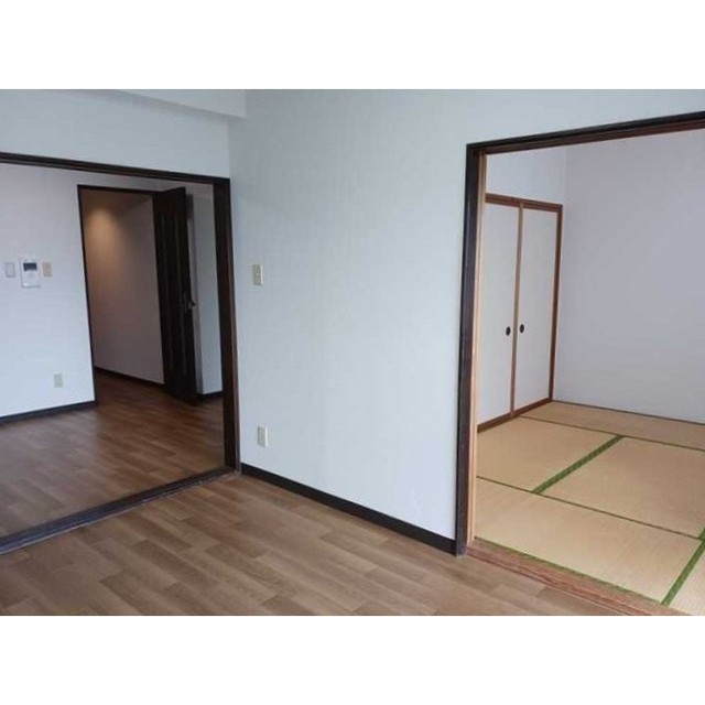 居室・リビング　洋室