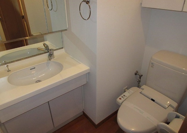 トイレ　トイレ