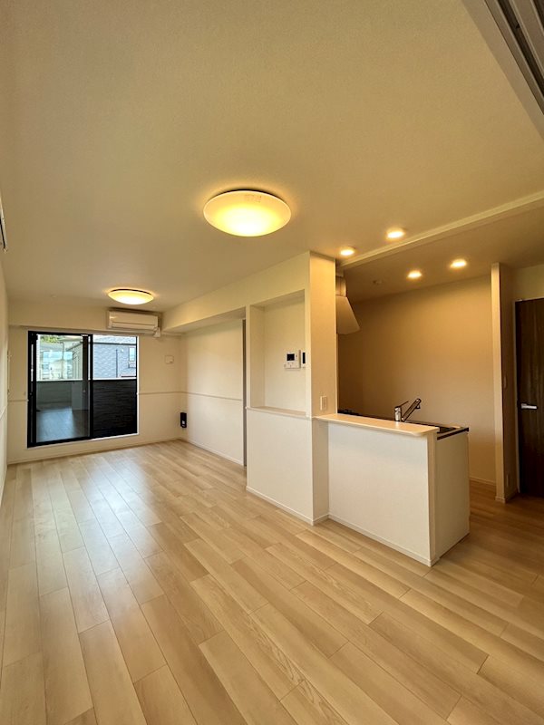 居室・リビング　※建築中につき参考イメージ