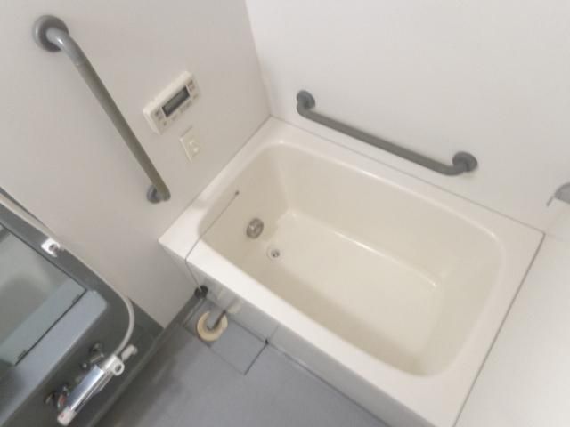 バス・シャワールーム　追焚機能付きバス