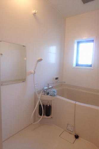 バス・シャワールーム　別系統のお部屋になります。現状を優先します。