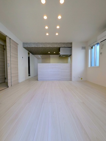 居室・リビング　広々リビング