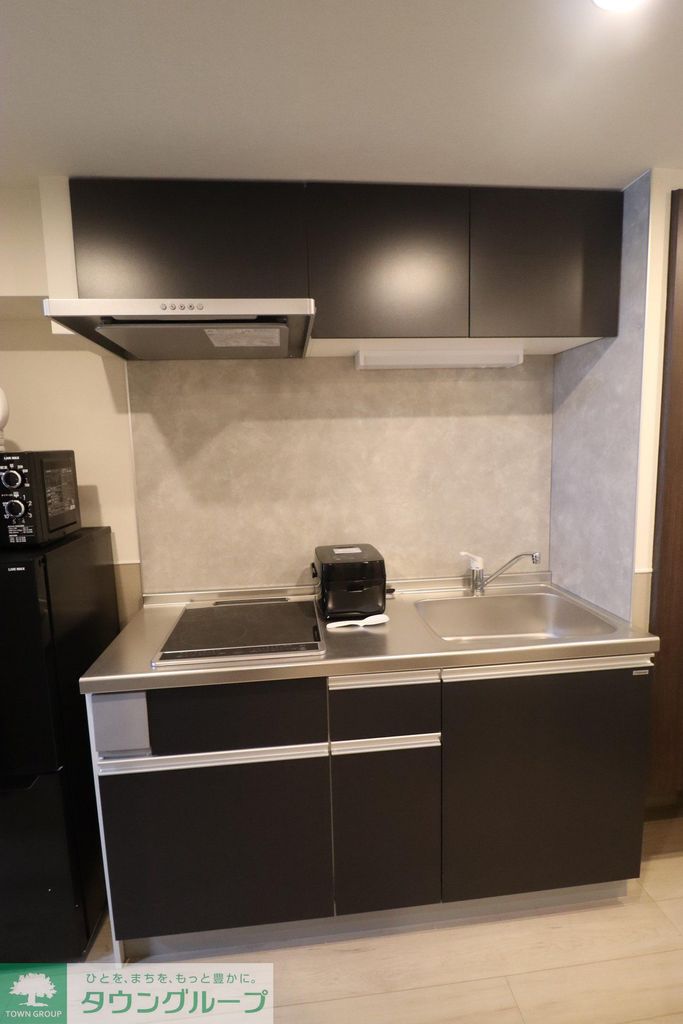 キッチン　玄関