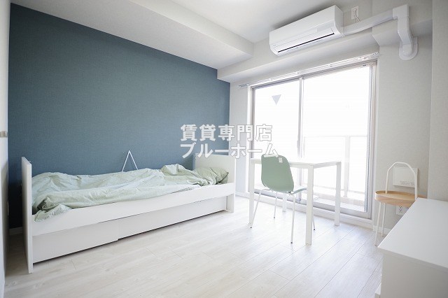 居室・リビング　広々とした洋室！