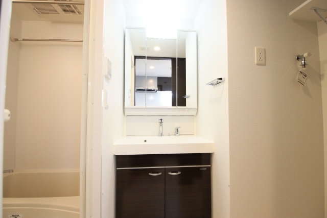 洗面設備　※別室の参考写真の為、現況優先です。