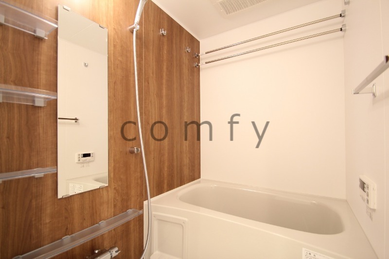 バス・シャワールーム　追炊き・浴室乾乾燥機付きバス