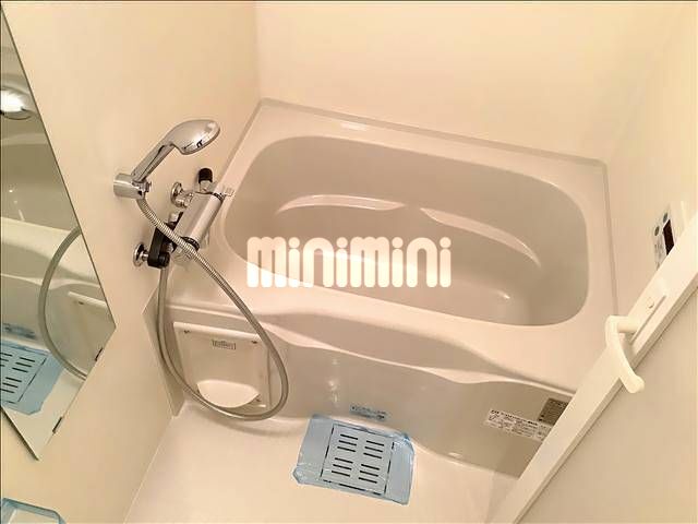 バス・シャワールーム　別号室の参考写真