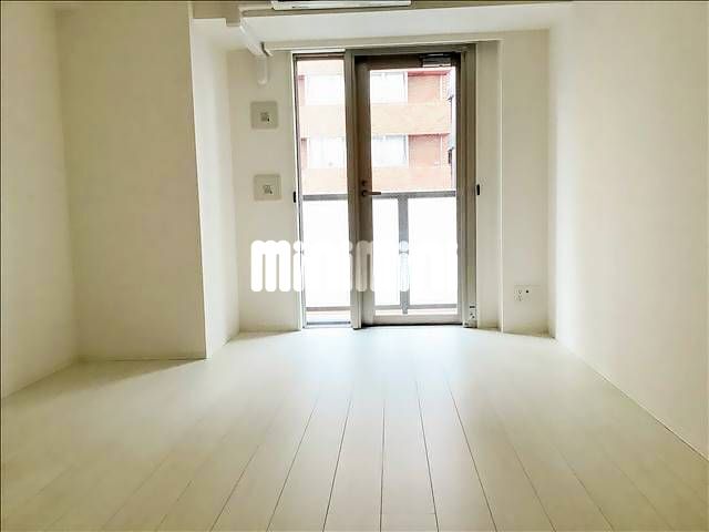 居室・リビング　別号室の参考写真