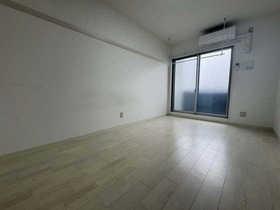 居室・リビング　※別部屋の写真です