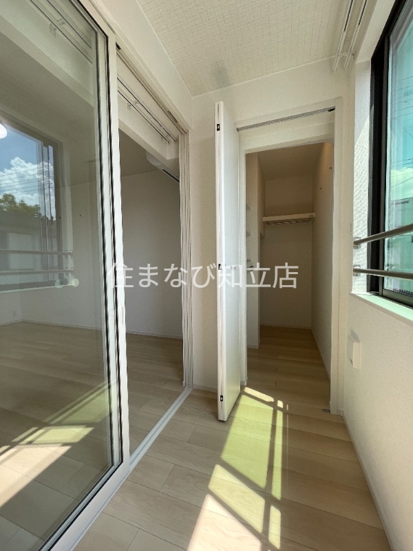 バルコニー　同型完成モデル