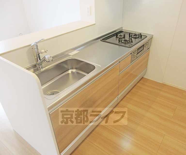 キッチン　広々とした使いやすいキッチンです