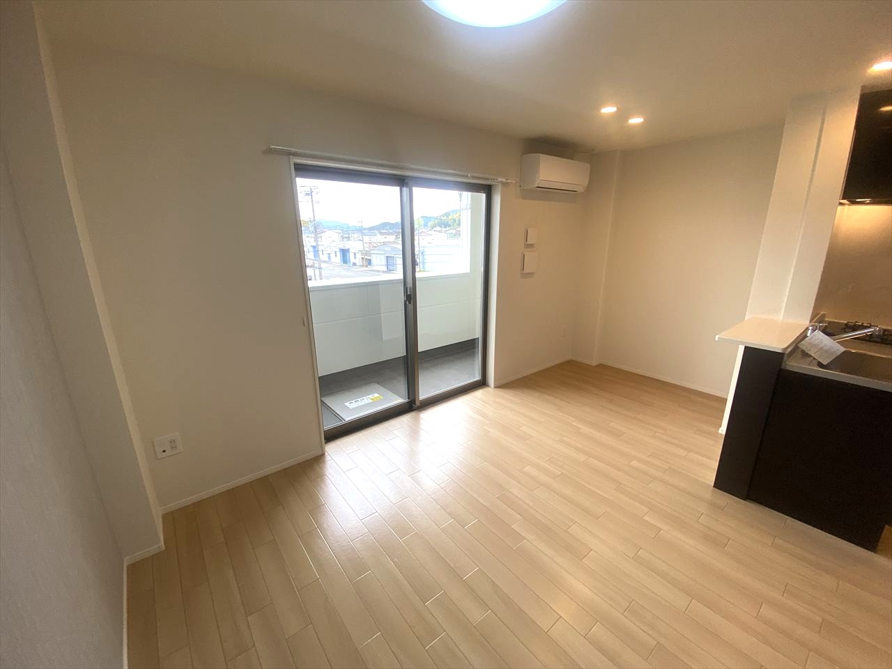 バス・シャワールーム　追い焚きバス（イメージ）