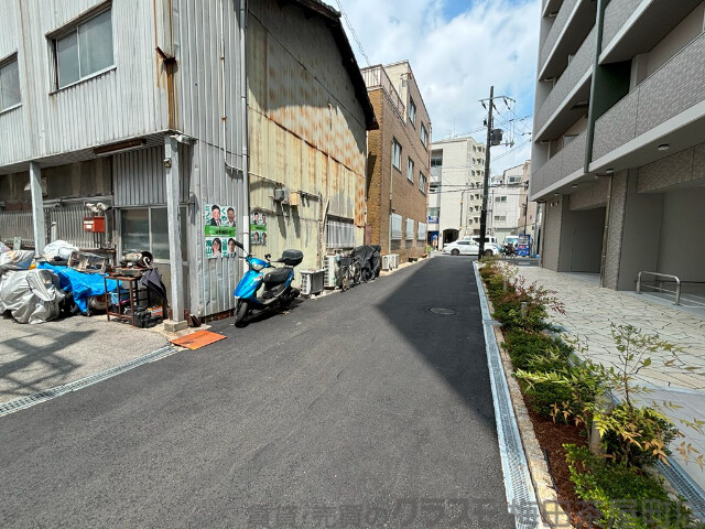 その他　周辺道路（その他）まで10m