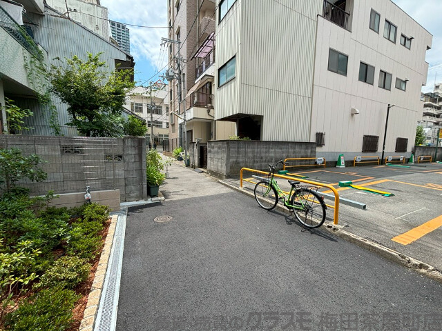 その他　周辺道路（その他）まで10m