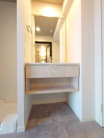 洗面設備　HIROO VILLAGE