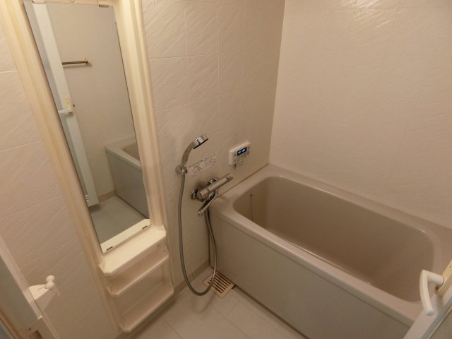 バス・シャワールーム　内装参考図