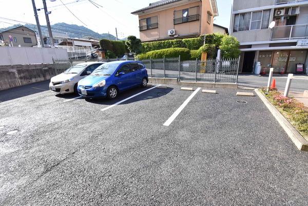駐車場　同仕様写真