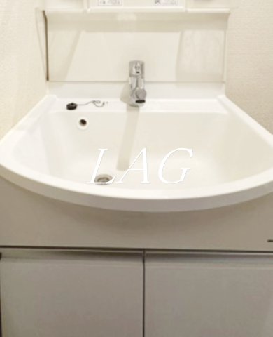 洗面設備　独立洗面台です。