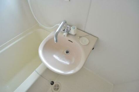 洗面設備　同物件内参考画像