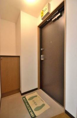 玄関　同物件内参考画像
