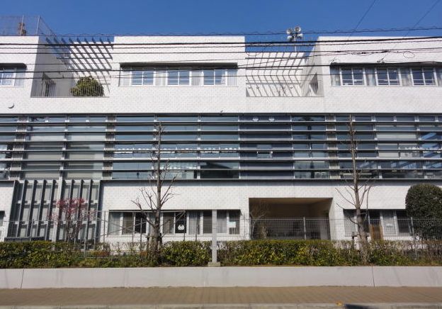 小学校　戸田市立芦原小学校（小学校）まで218m