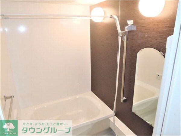 バス・シャワールーム　お部屋探しは株式会社　タウンハウジング　までお気軽にお問合…
