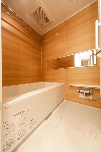 バス・シャワールーム　※写真は同タイプ住戸です。