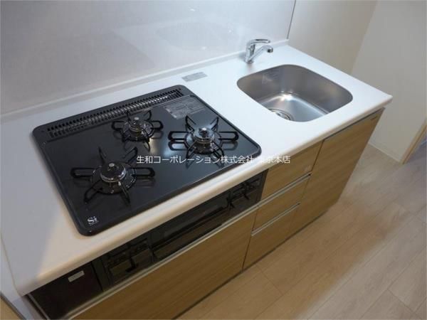 キッチン　※別部屋参考写真