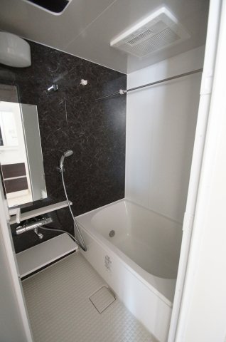 バス・シャワールーム　きれいなお風呂です