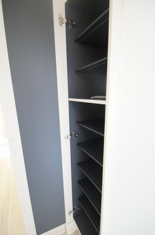 収納　シューズBOX