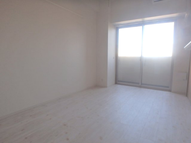 居室・リビング　「約6.2帖の洋室です」