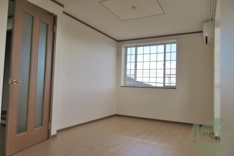 居室・リビング　１２帖の広々したリビングダイニングです