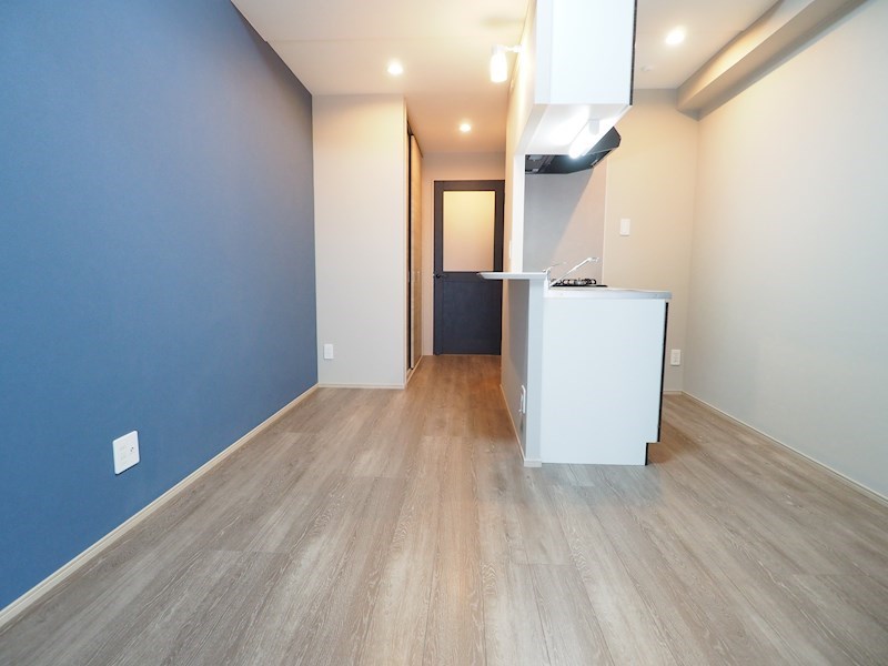 居室・リビング　オシャレなアクセントクロスが自慢のお部屋。