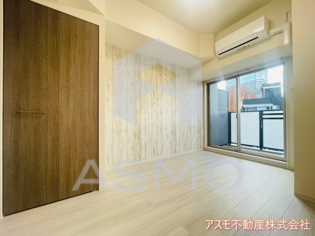 居室・リビング　同マンション別部屋参考写真