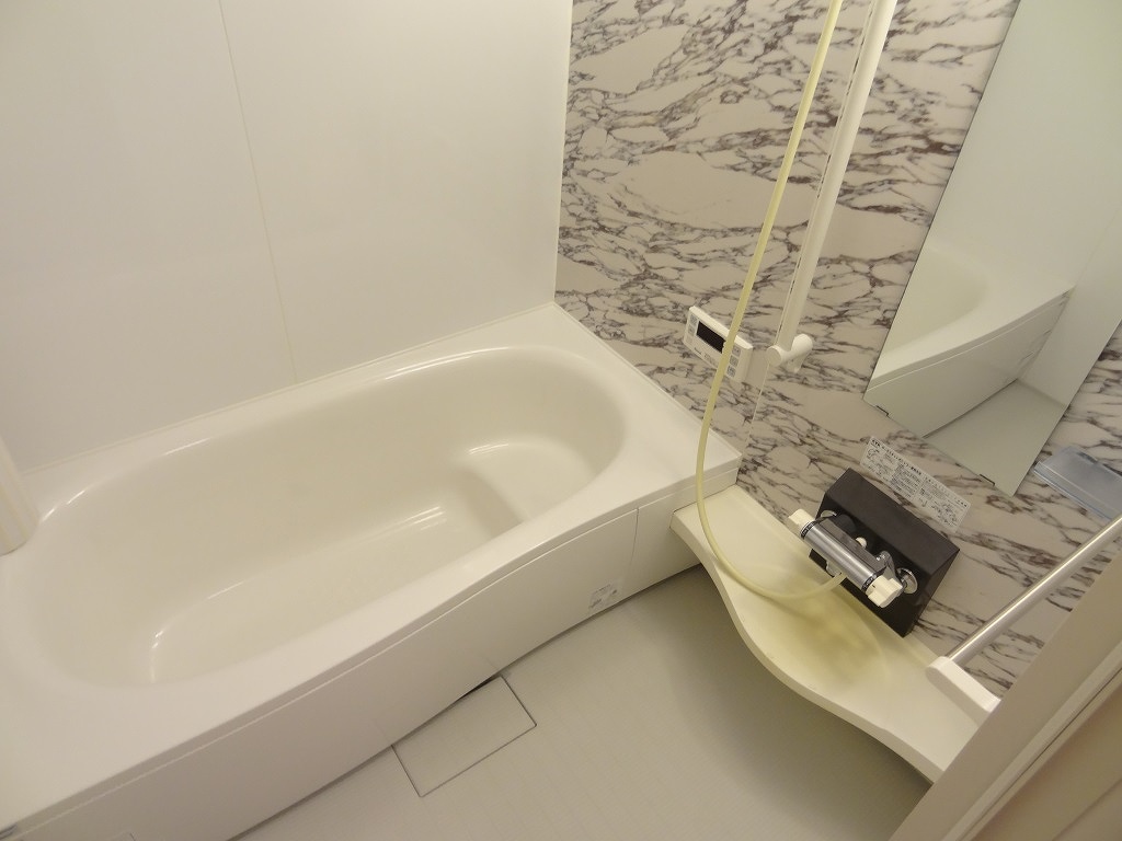 バス・シャワールーム　他号室参考写真