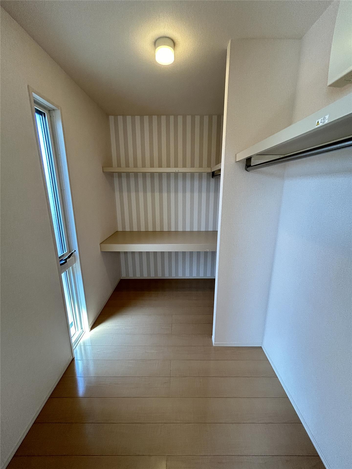 収納　ウォークインクローゼット