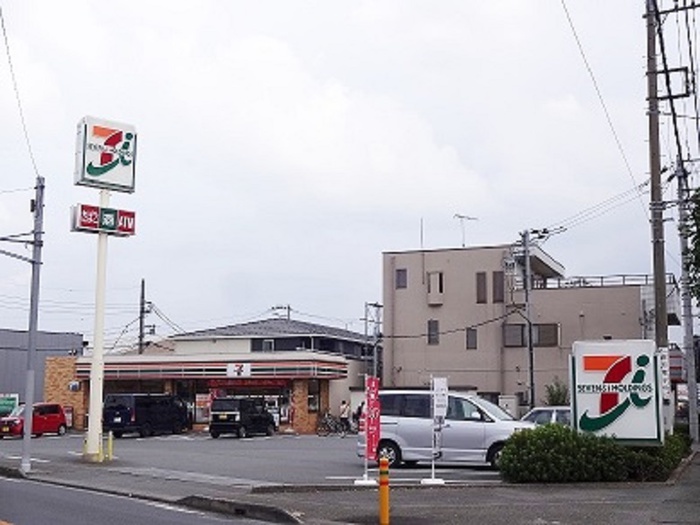 コンビニ　セブンイレブン（コンビニ）まで450m