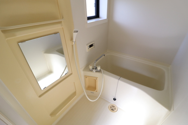 バス・シャワールーム　浴室